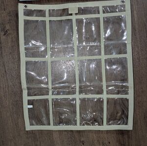 Hanging 12 Pocket Organizer 18" × 21" Green